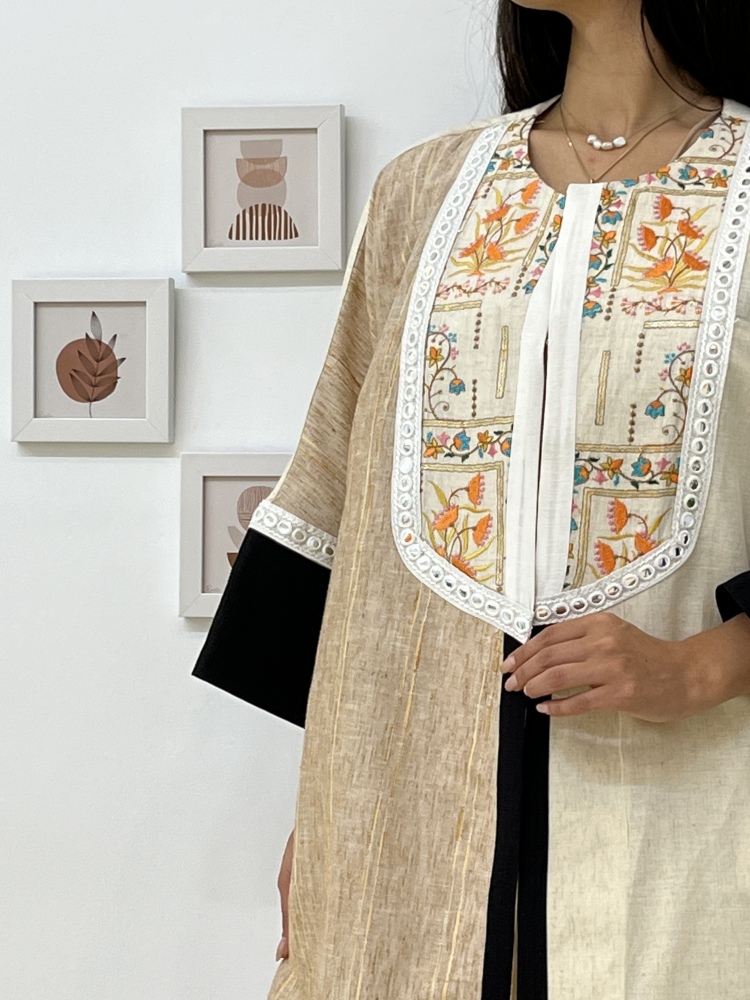 مانتو لینن کلاسیک گلدوزی و آیینه دوزی شده منگوله ای bsb767