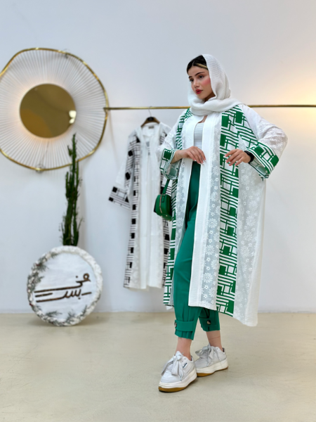 مانتو مزونی طرحدار خرج کار خامه دوزی طرح شکوفه bsn878