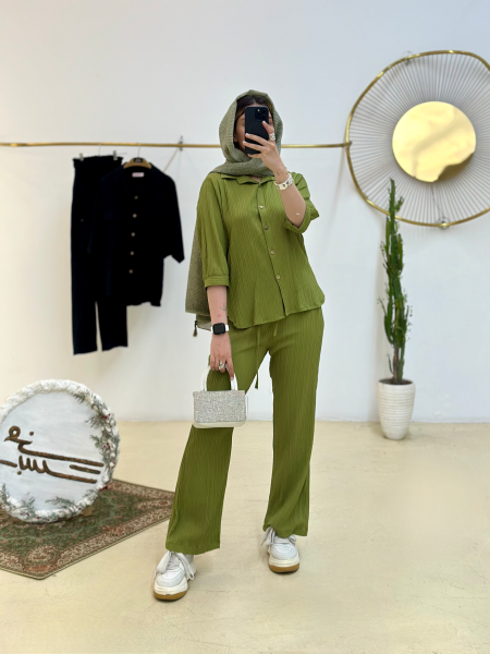 ست 2تیکه مانتو شومیزی  و شلوار کراش  bsn458
