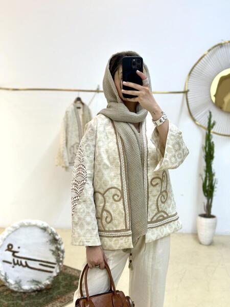 مانتو مزونی طرح دار خرج کار خامه دوزی شده bsn1124