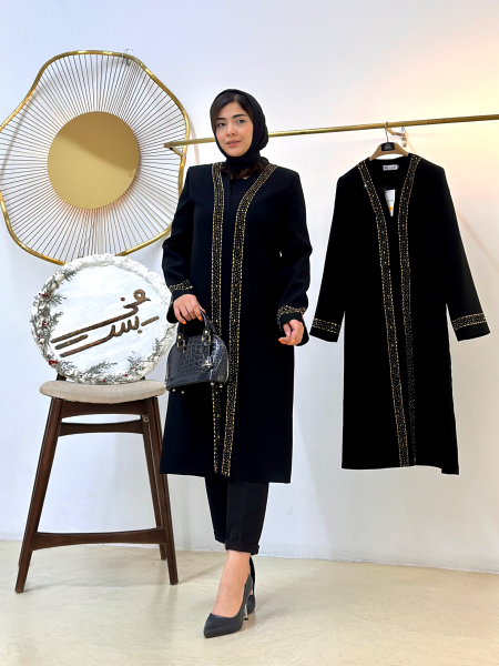 مانتو کرپ مجلسی نگین دوزی شده طلایی دکمه دار bsn1386
