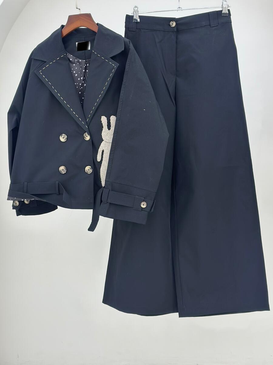 ست 2تیکه کت کوک دوزی و اپلیکه دوزی شده آستردار و شلوار بگ میکرو پاییزه pd186-5