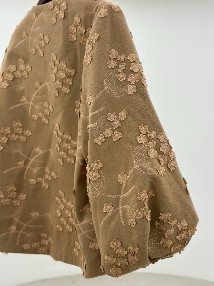 پالتو فوتر مزونی گلدوزی شده طرح گل برجسته آستردار pd200-6