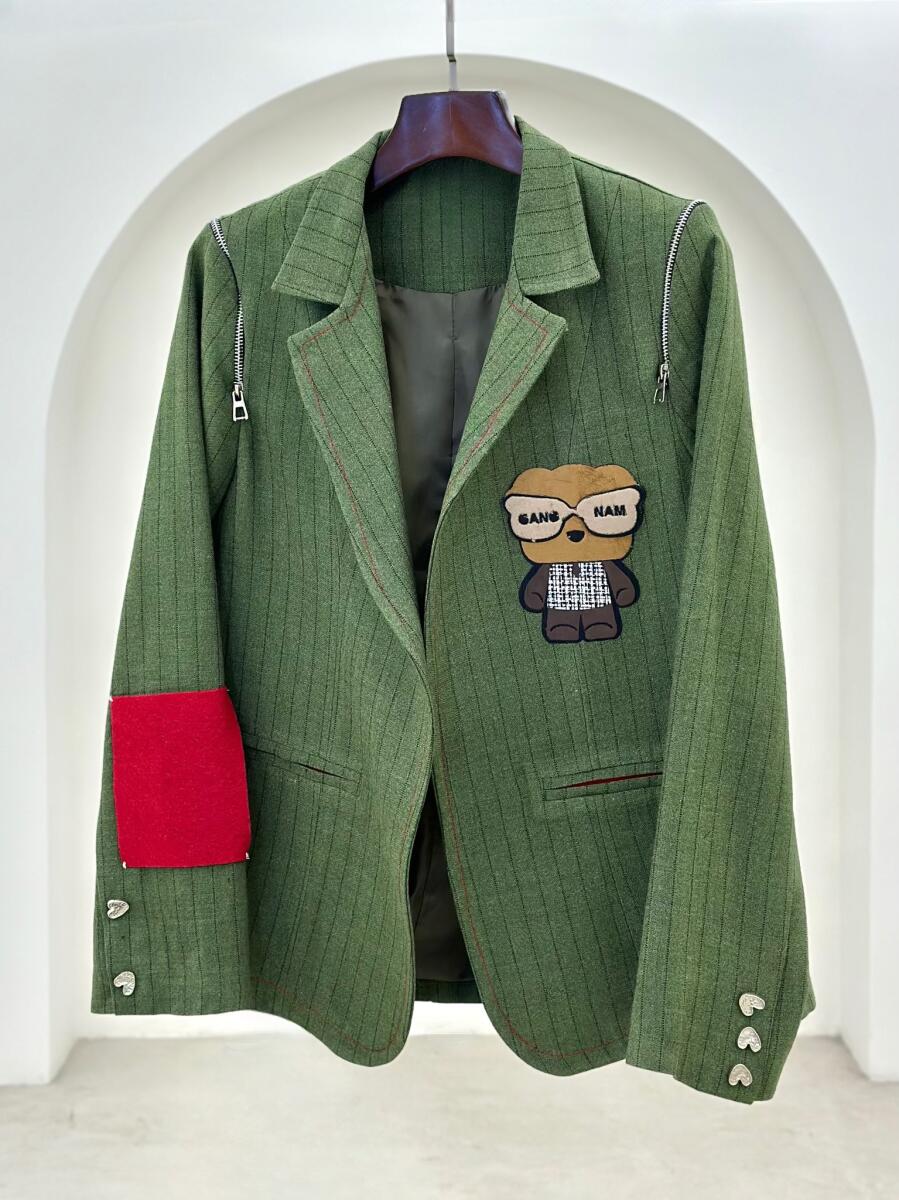 کت پاییزه طرح راه دار اپلیکه دوزی شده طرح تدی آستردار pd199-5