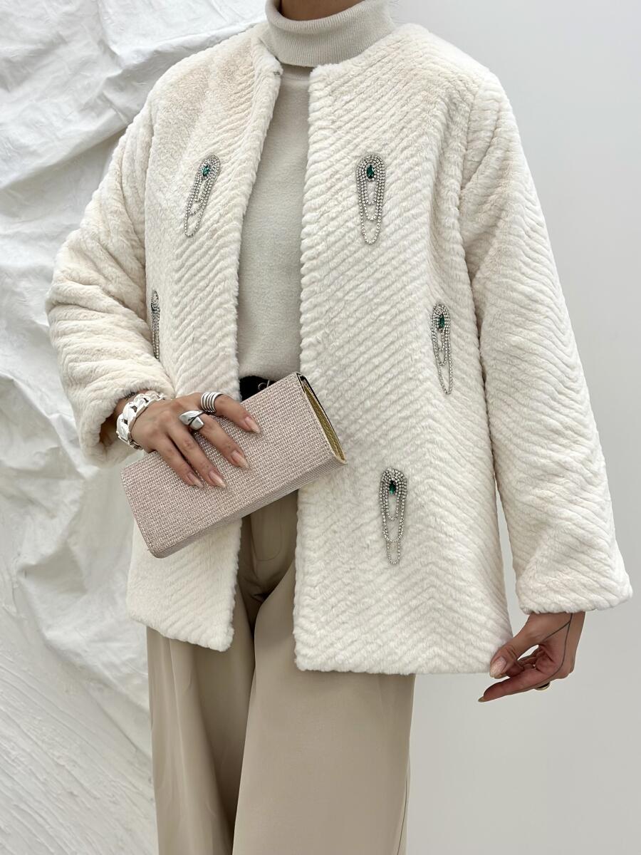 پالتو پوست مجلسی نگین دوزی شده آستردار pd225-5