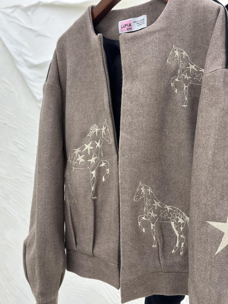 بامبر فوتر گلدوزی شده طرح اسب آستردار pd265-9