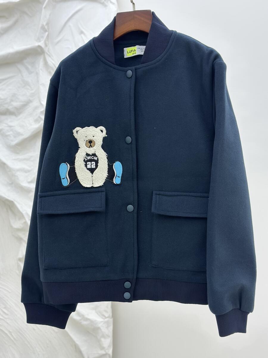 بامبر موهر دکمه دار یقه کش بافت اپلیکه دوزی شده طرح تدی آستردار pd263-9