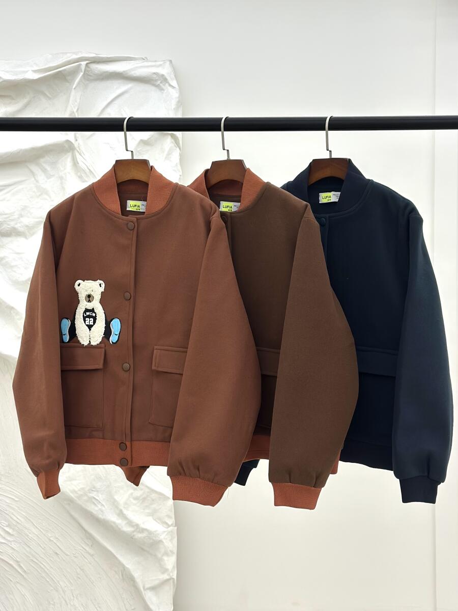 بامبر موهر دکمه دار یقه کش بافت اپلیکه دوزی شده طرح تدی آستردار pd263-9