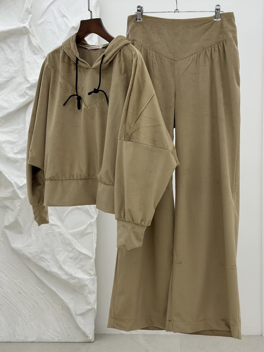 ست 2تیکه هودی کلاهدار و شلوار بگ مخمل pd274-15