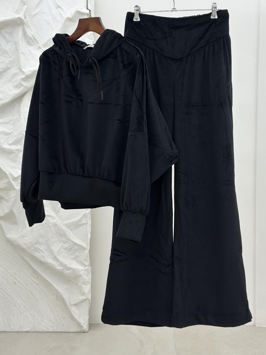 ست 2تیکه هودی کلاهدار و شلوار بگ مخمل pd274-15