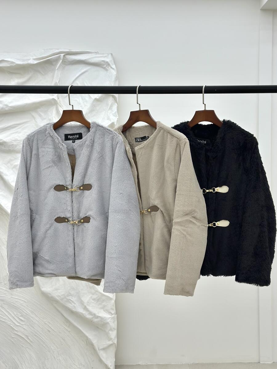 پالتو پوست کتی مزونی جلوقزن دار آستردار pd275-9