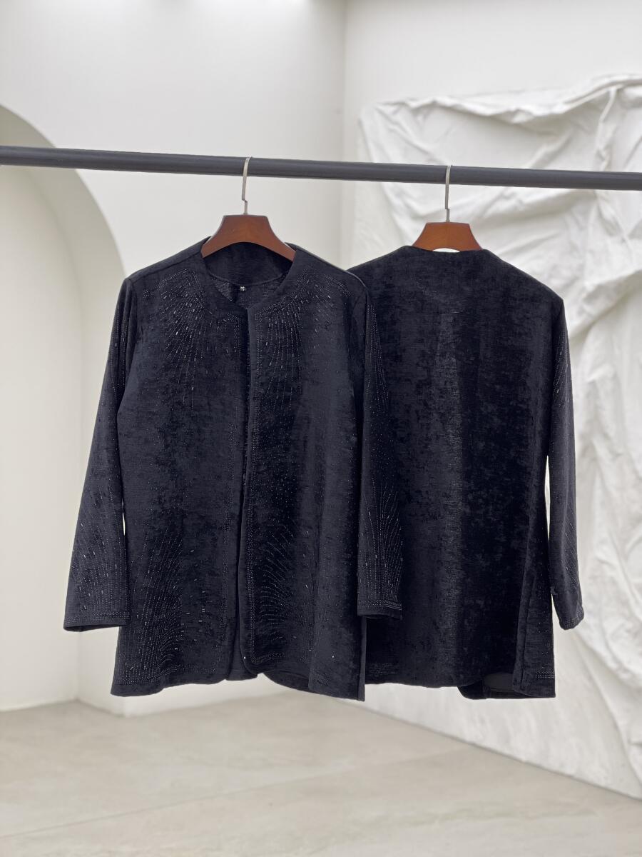 پالتو مخمل نگین دوزی شده طرح خوشه ای pd300-5