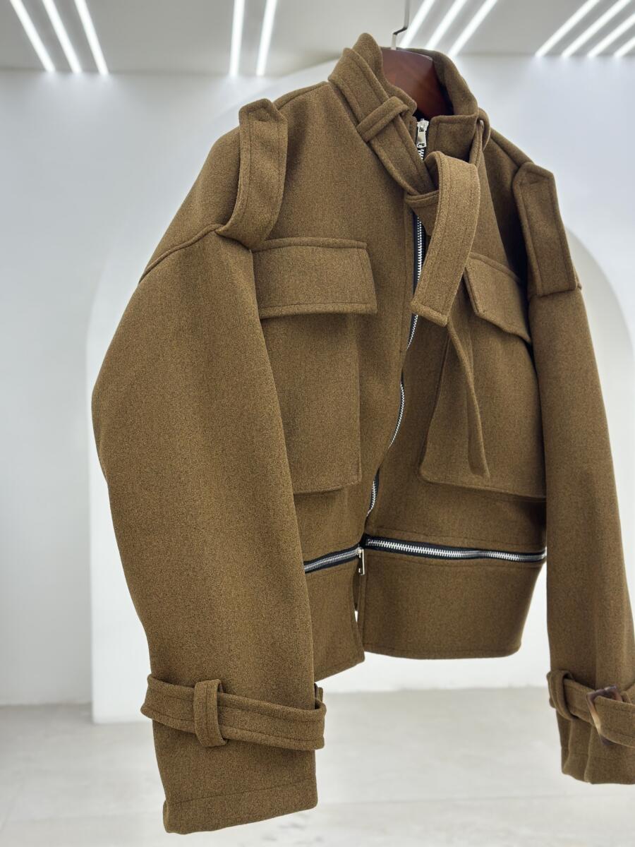 بامبر فوتر آستین و یقه کمربندی خرج کار زیپی آستردار pd400-16