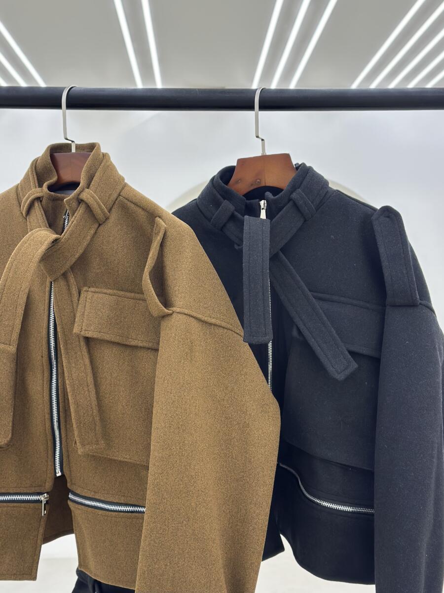 بامبر فوتر آستین و یقه کمربندی خرج کار زیپی آستردار pd400-16