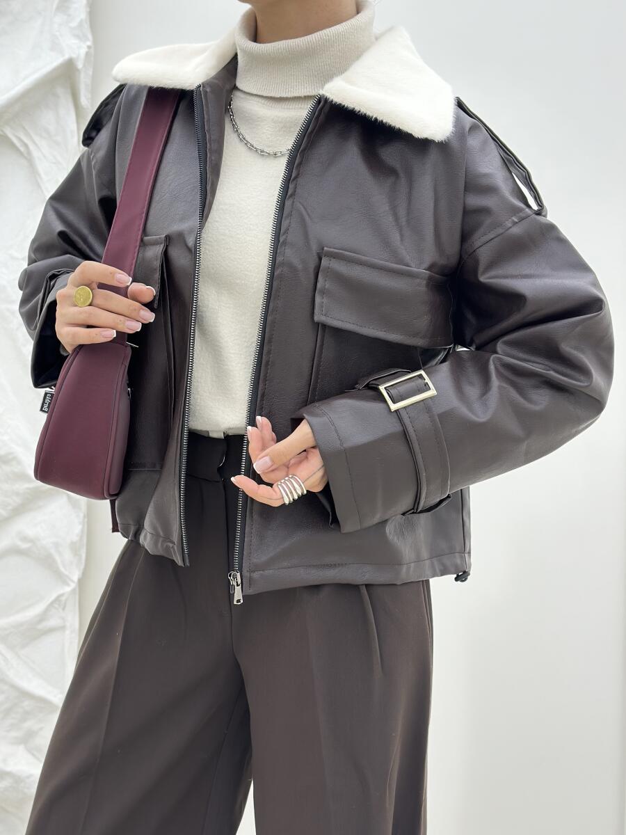 کاپشن چرم یقه پوست آستین کمربندی آستردار pd399-2