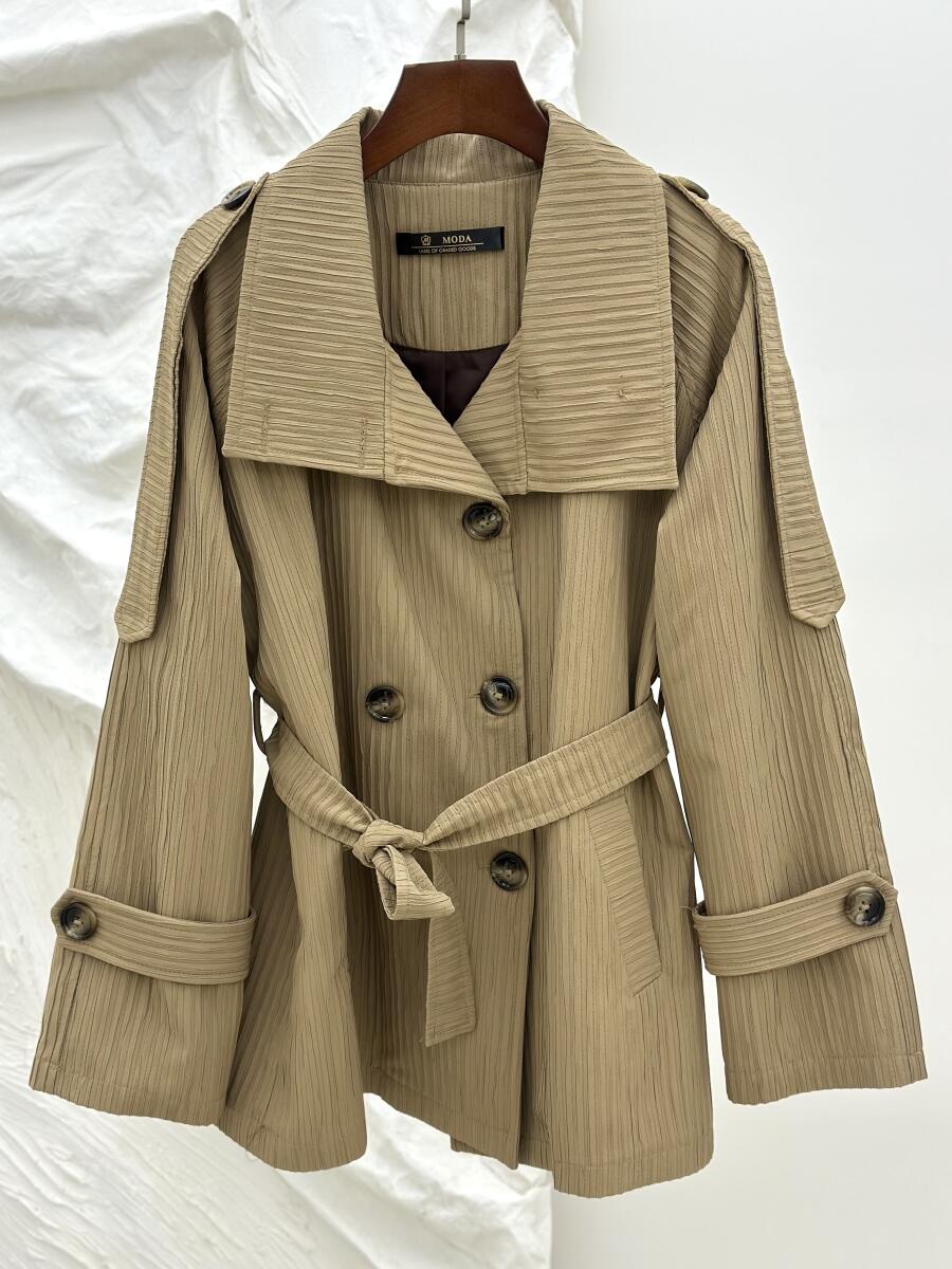 ترنچ کت طرح میله ای یقه ایستاده آستردار pd465-6