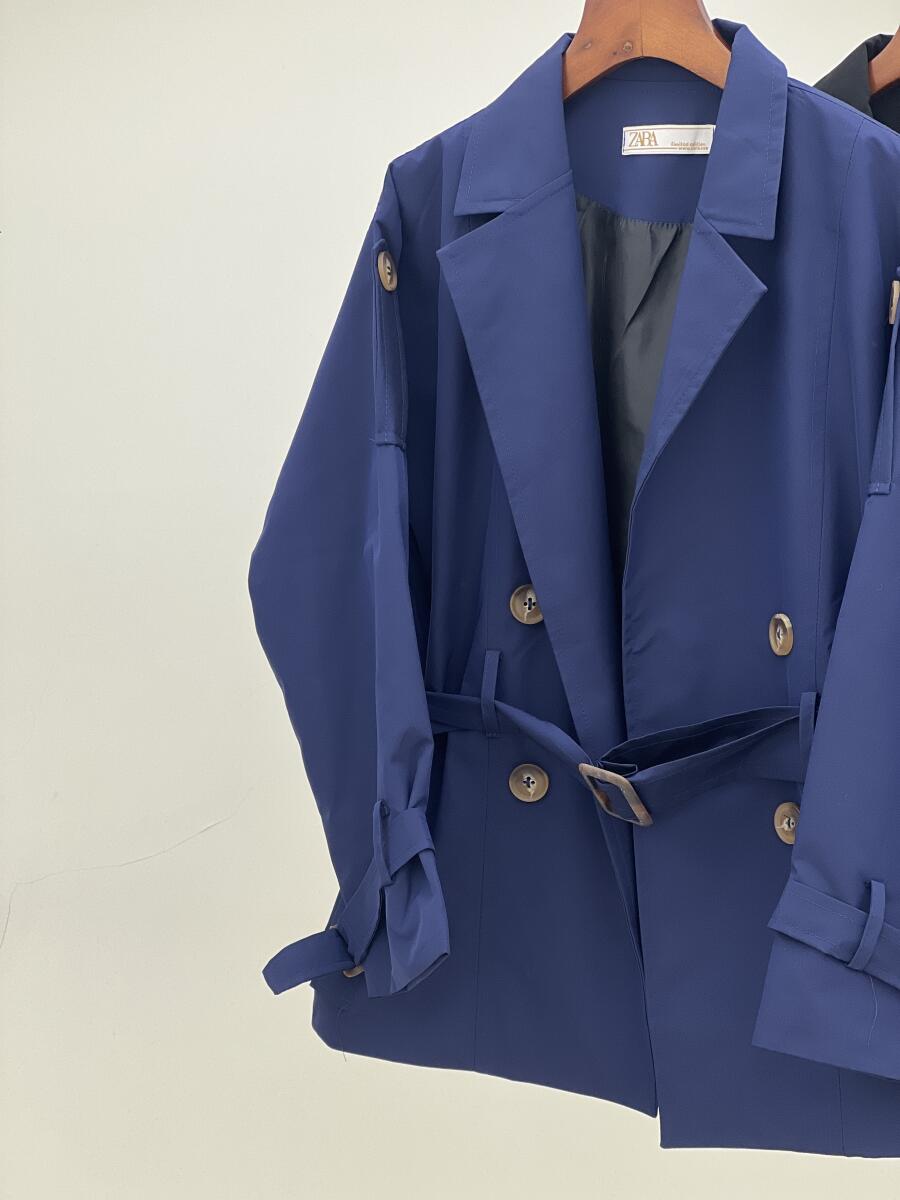 بارانی سرشانه و آستین پاگون دار 4دکمه آستردار pd475-6