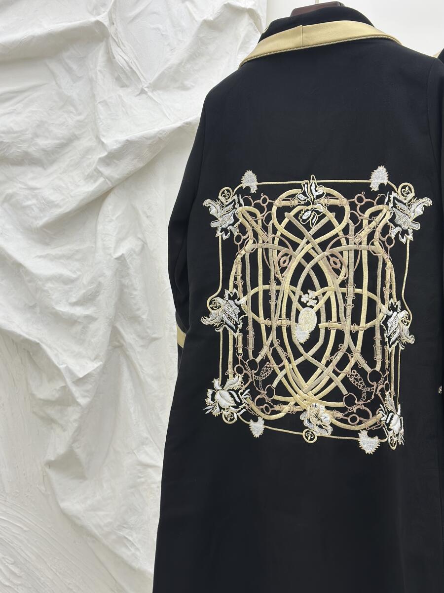 پالتو فوتر مزونی پشت گلدوزی شده آسیتن پاگون دار آستردار pd500-15