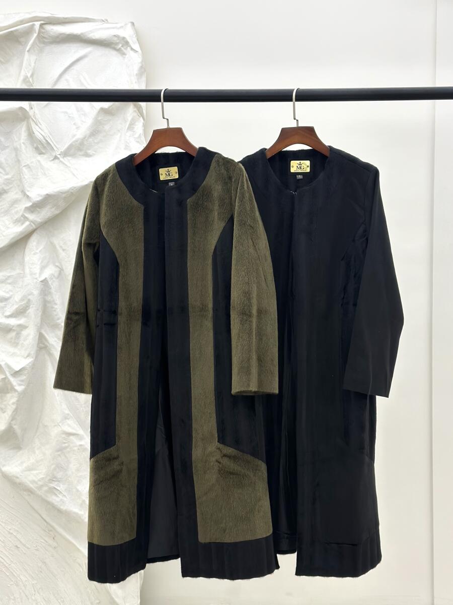 پالتو پوست کلاسیک طرح 2رنگ آستردار pd499-12