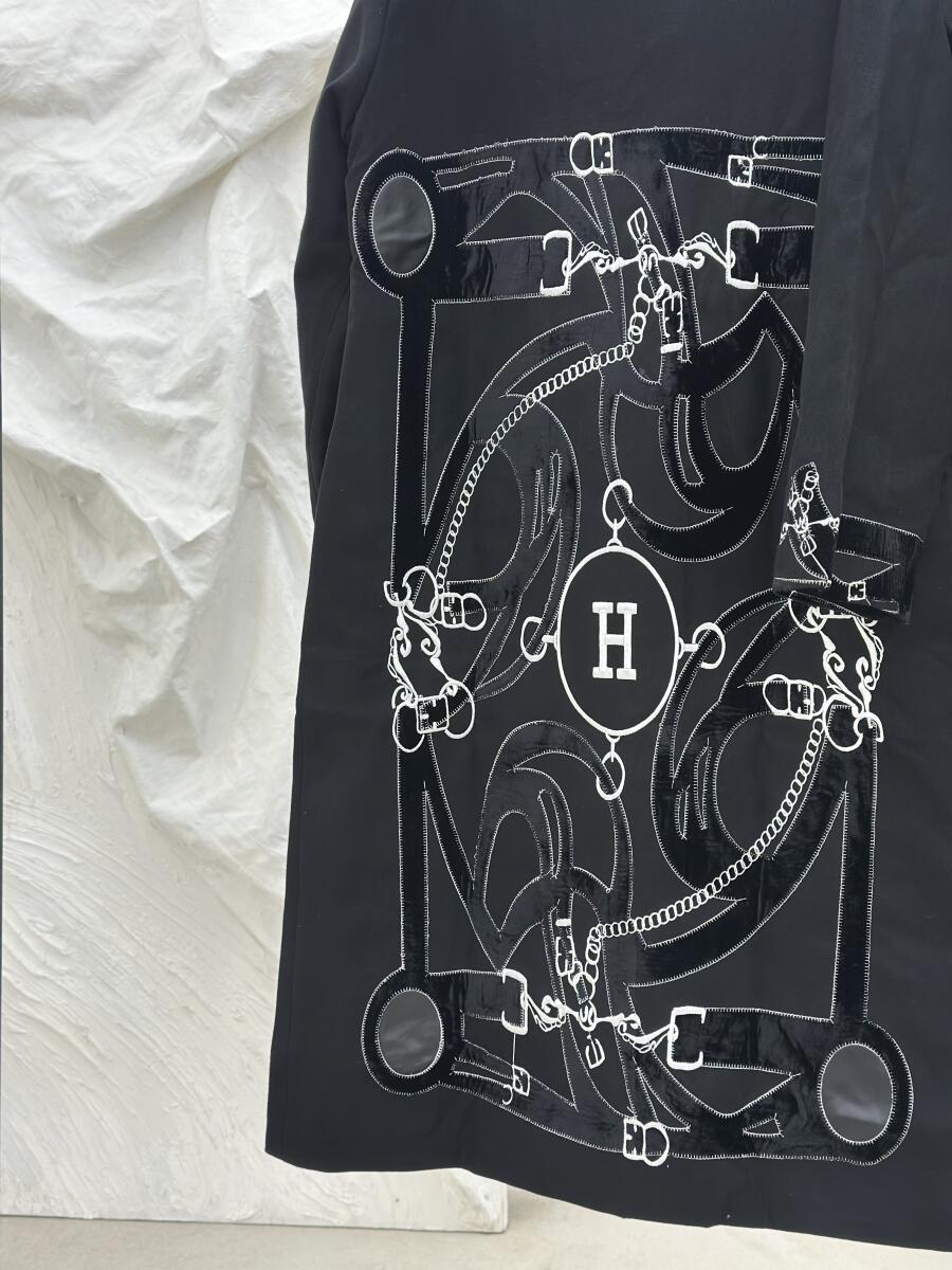 پالتو فوتر کلاسیک 6دکمه پشت اپلیکه دوزی شده آستردار pd497-16