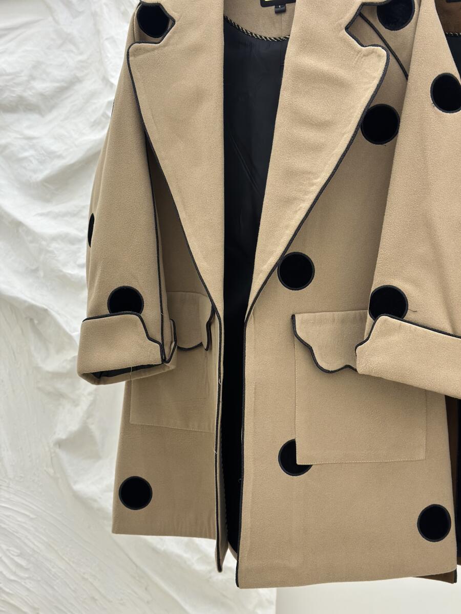 پالتو فوتر مزونی آسیتن دوبل اپلیکه دوزی شده مخمل آستردار pd493-8