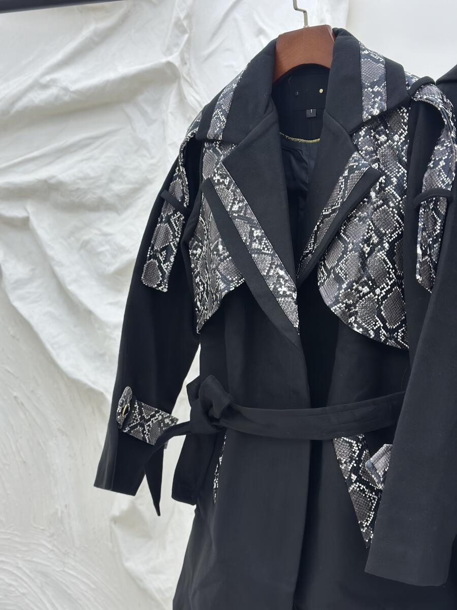 پالتو فوتر مزونی خرج کار چرم پوست ماری آستردار pd487-13