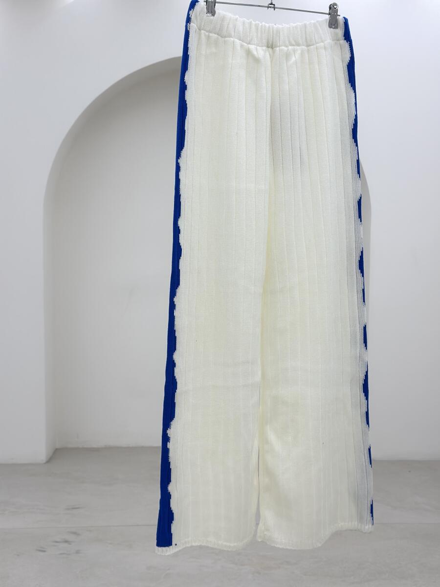 ست 2تیکه بلوز و شلوار بافت پارچه طرح راه راه pd516-10