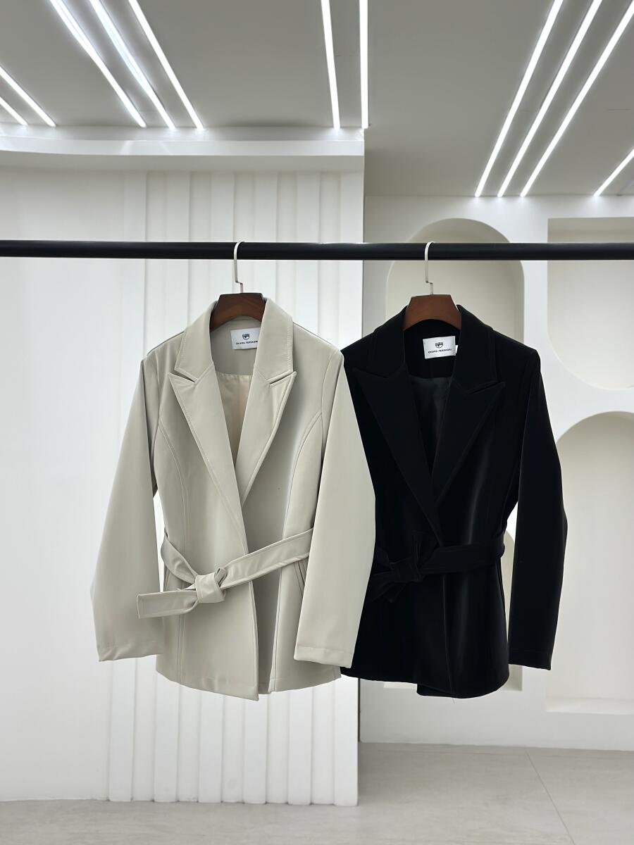 پالتو کتی سیلیکونی طرح جیب آستردار pd520-11