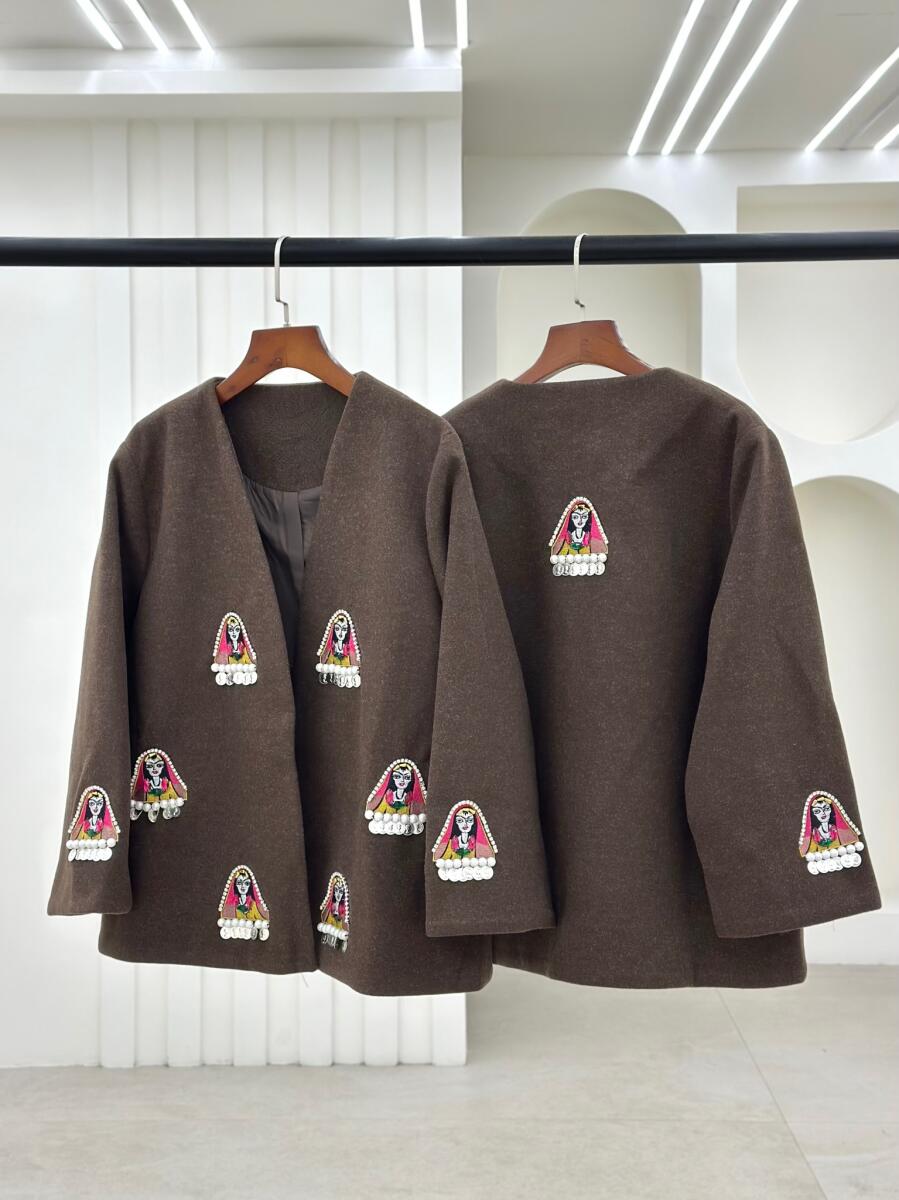 پالتو فوتر کتی گلدوزی شده طرح خاتون آستردار pd528-8