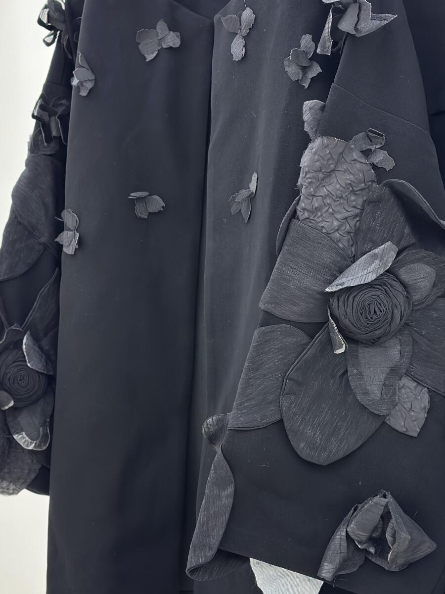 کت پاییزه مجلسی اپلیکه دوزی شده طرح گل pd527-1