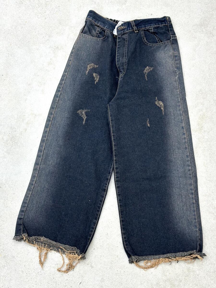 شلوار جین نیم بگ طرح زاپ sh208