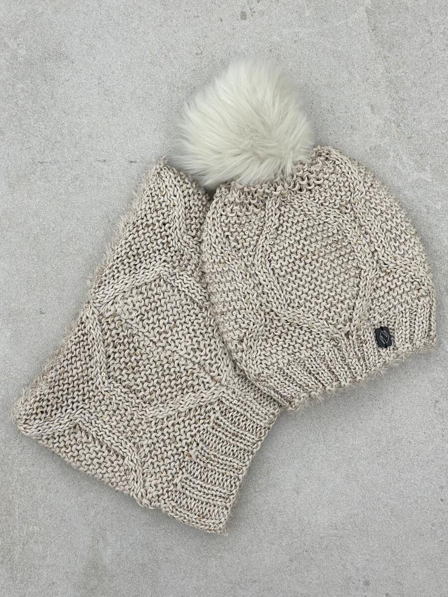 ست 2 تیکه کلاه پوم دار و شال گردن رینگی پولک دوزی شده id22