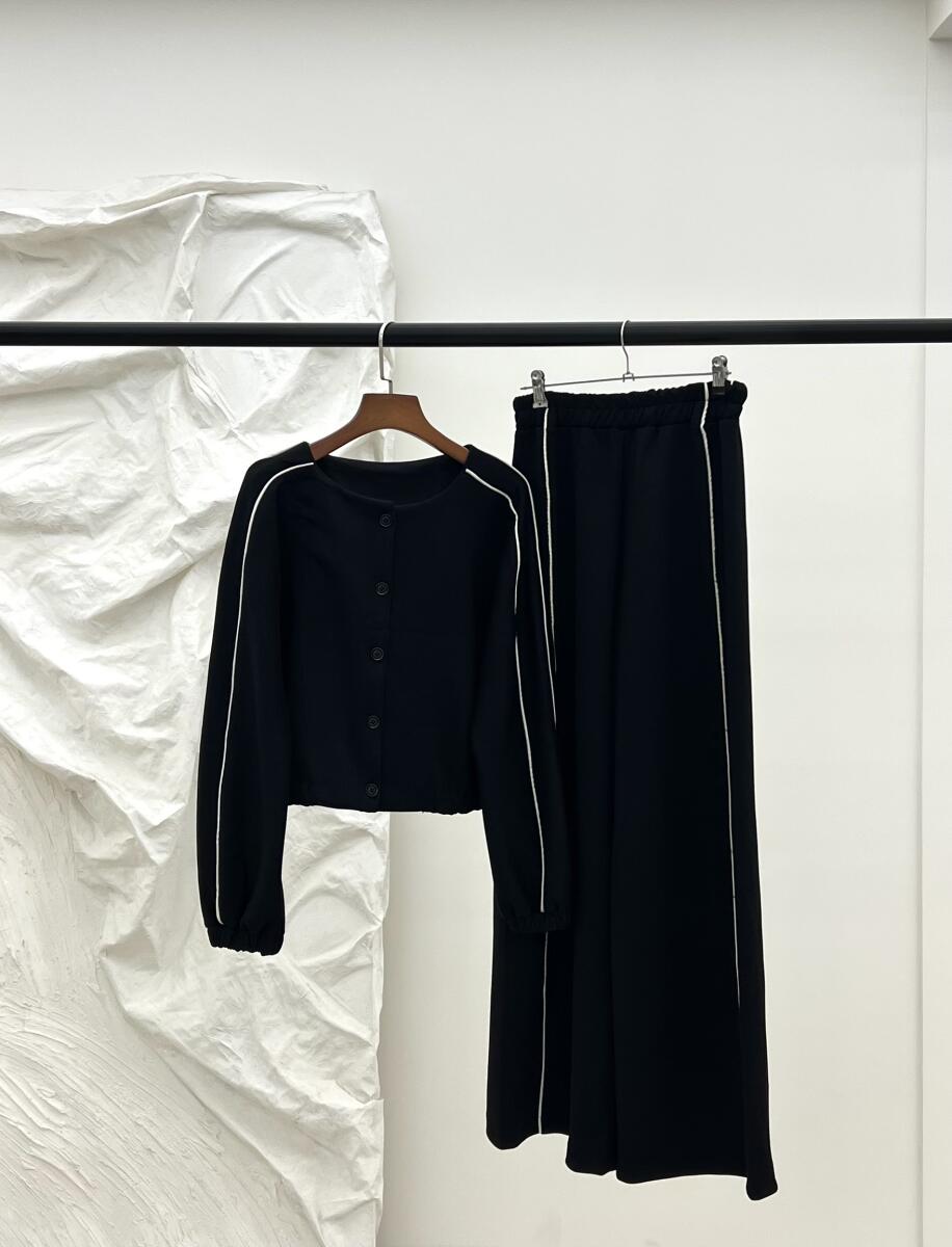 ست 2تیکه اویشو طرح دکمه دار pd554-11