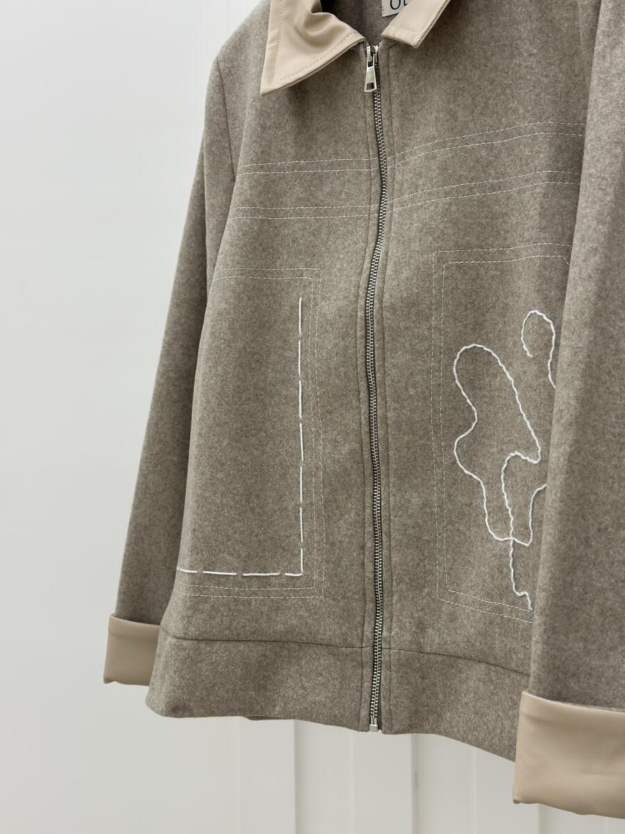 کاپشن فوتر مزونی خرج کار گلدوزی شده و چرم آستردار pd587-9