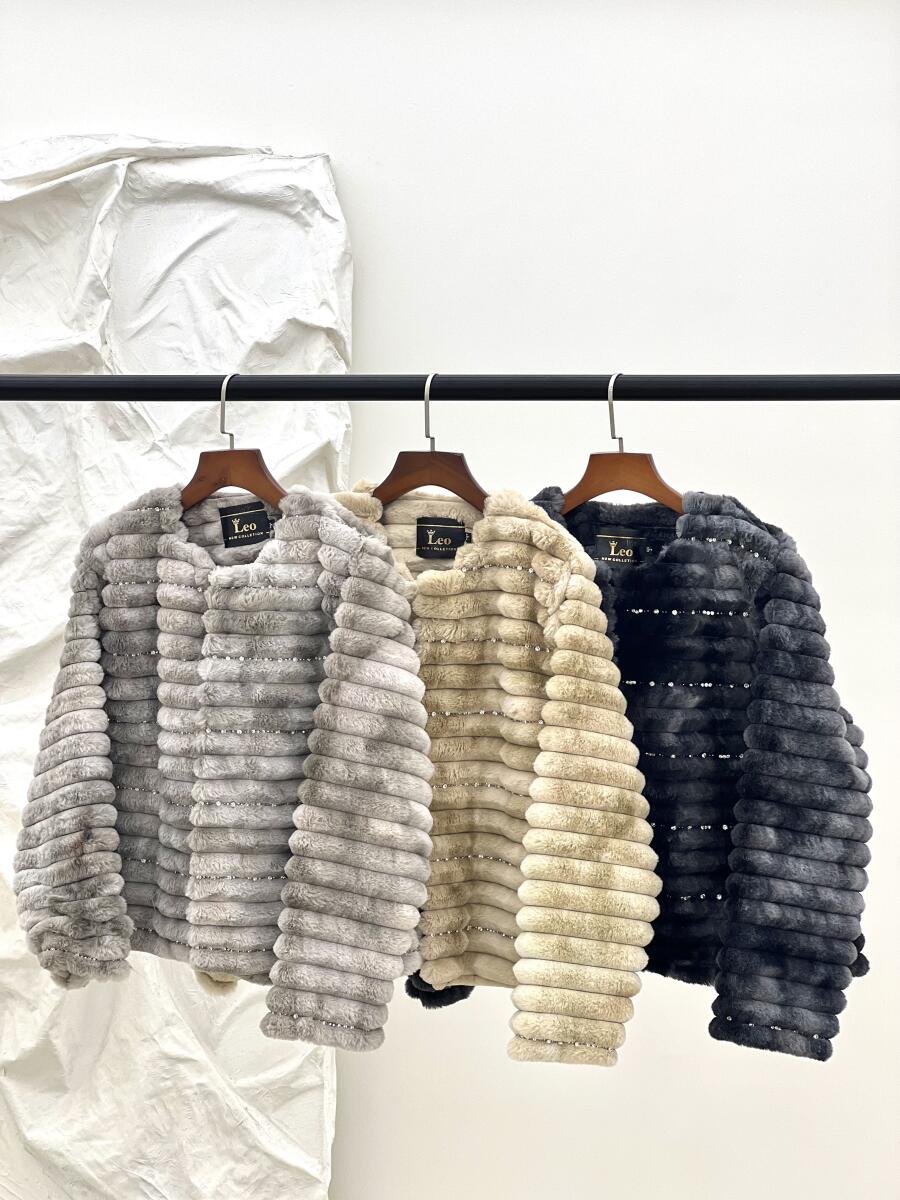 کت پوست مزونی نگین دوزی شده آستردار pd603-3