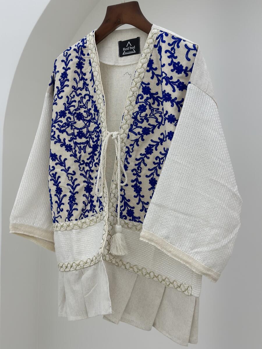 مانتو مزونی خرج کار گلدوزی ومکرومه دوزی شده منگوله دار bt904-8