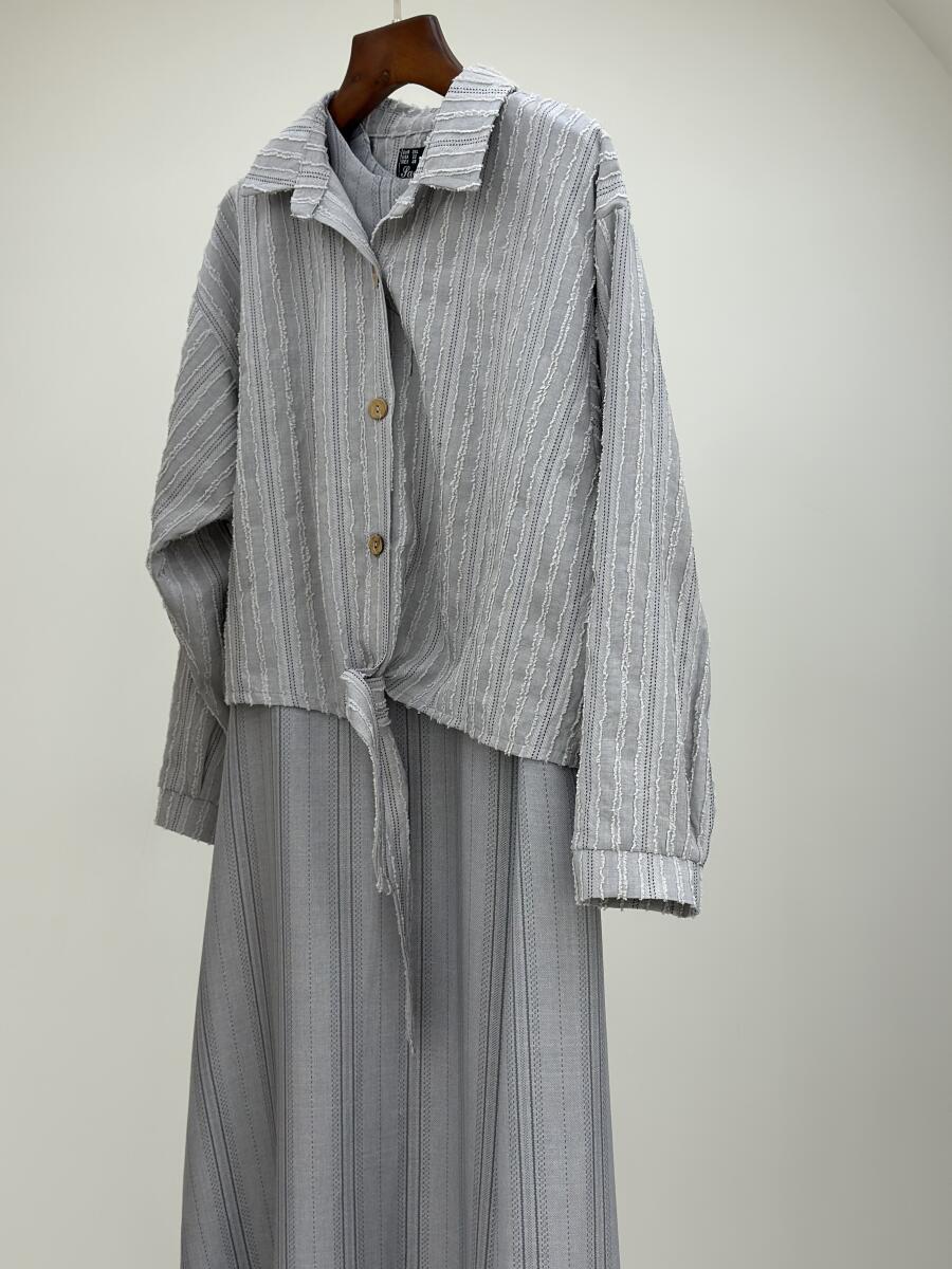 ست 2تیکه ساحلی و شومیز پایین گره ای دکمه چوبی bt923-9