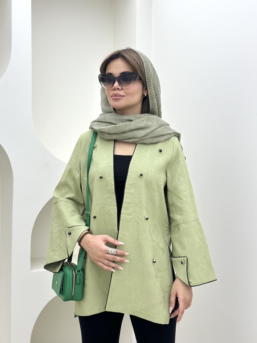 مانتو پارچه طرح برجسته مغزی دوزی شده آستین چاکدار bt1534-9