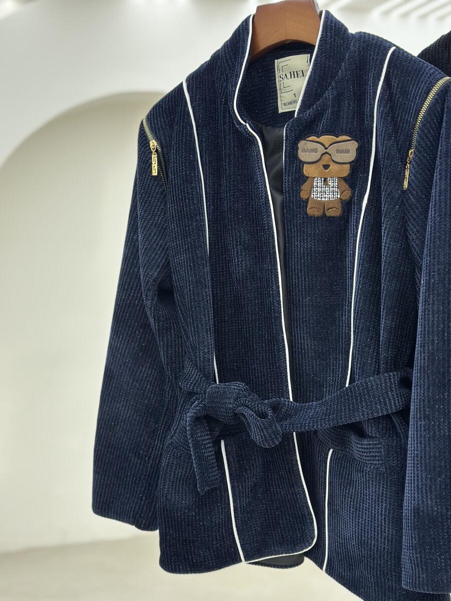 پالتو مخمل اپلیکه دوزی شده طرح تدی آستردار pd656-1