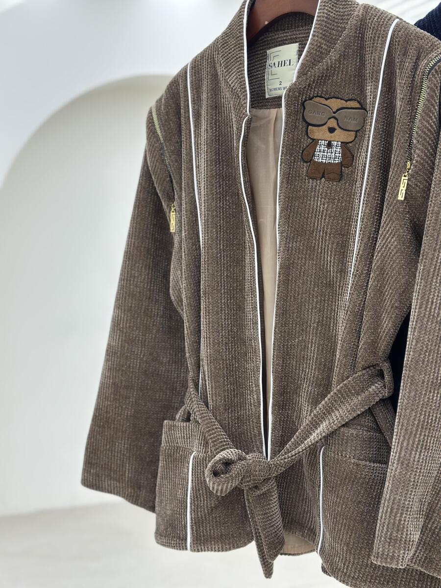 پالتو مخمل اپلیکه دوزی شده طرح تدی آستردار pd656-1