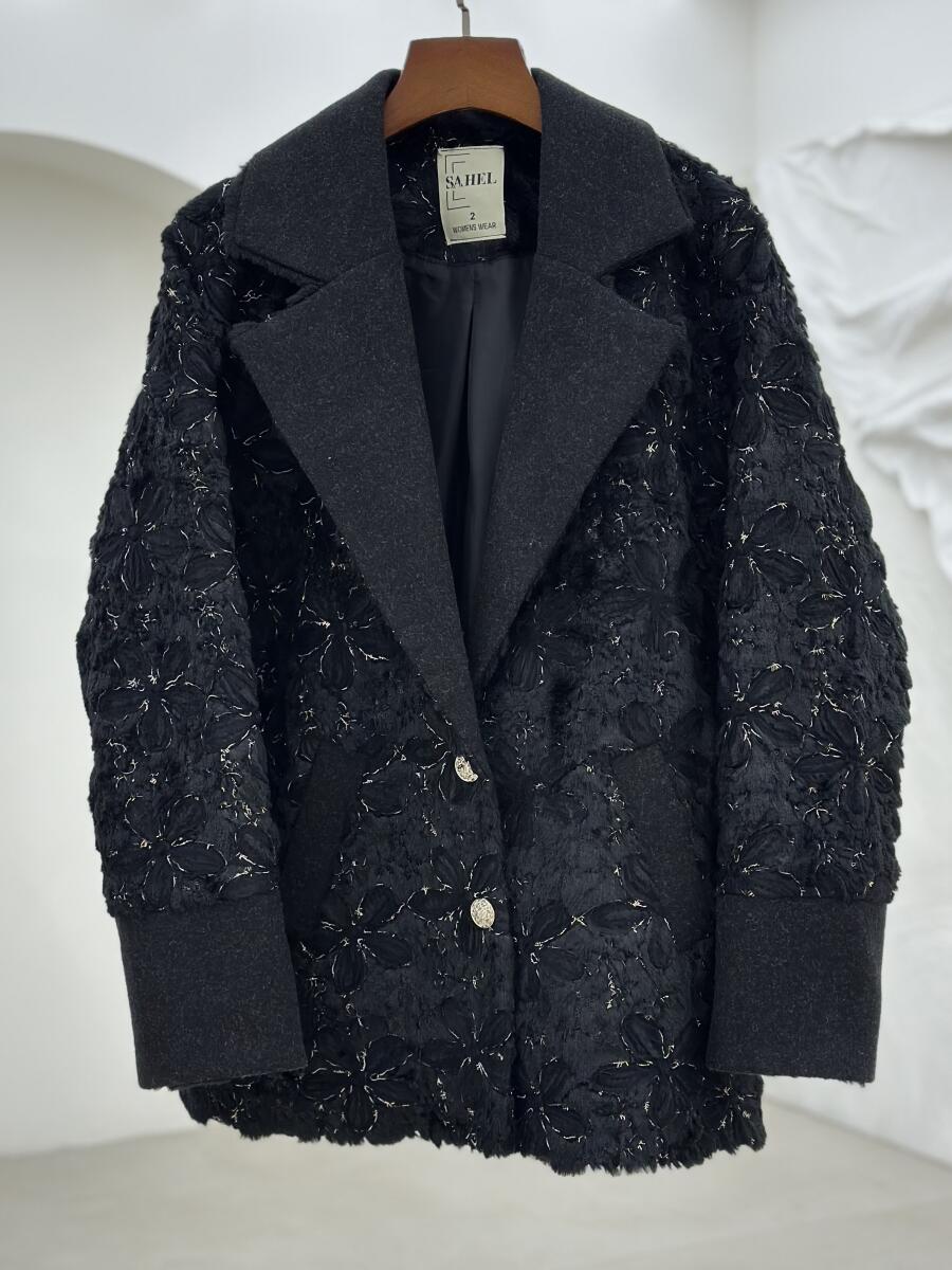 پالتو پوست کتی مزونی اپلیکه دوزی شده طرح گل آستردار pd652-16