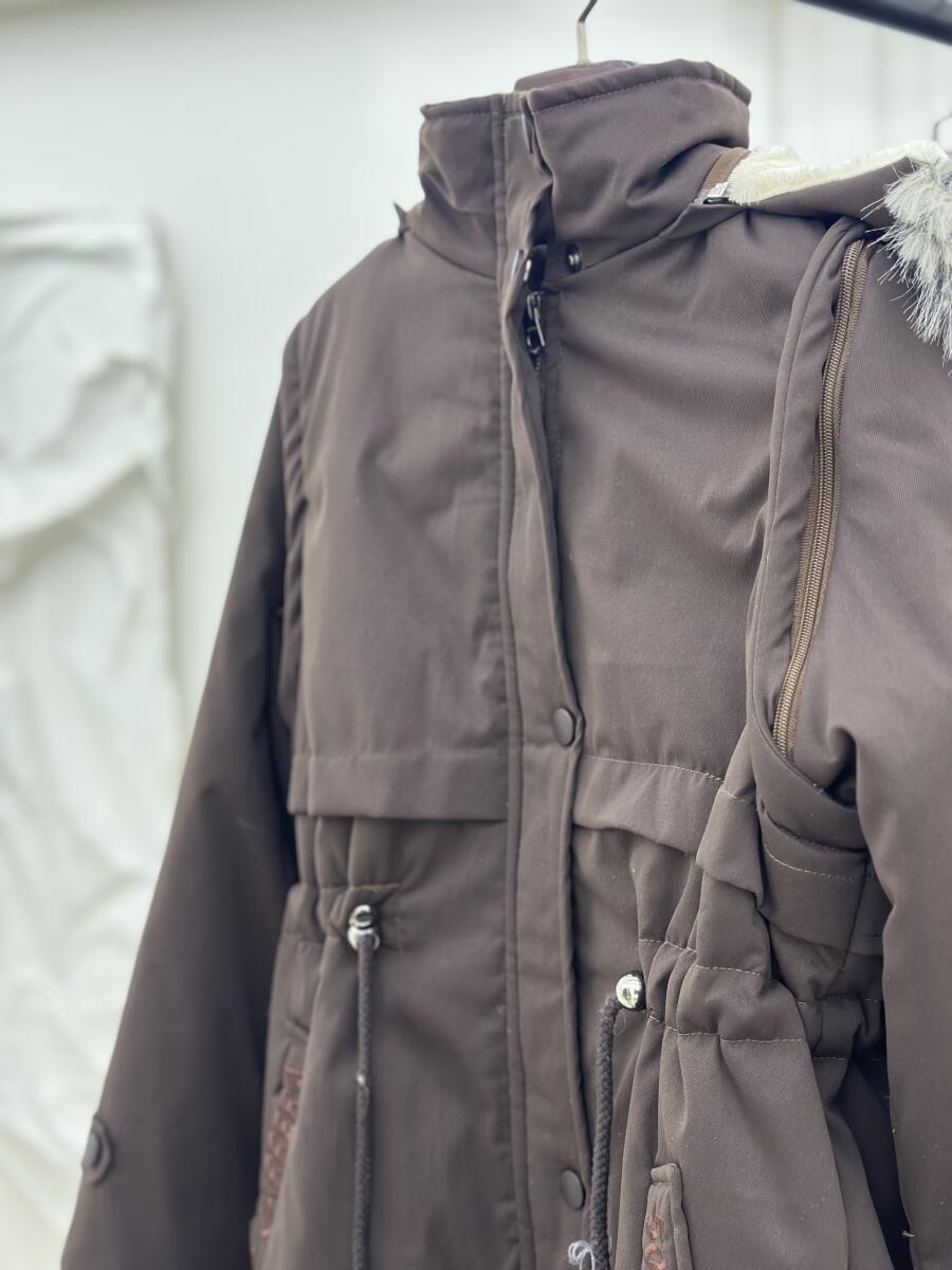 کاپشن داخل پشم شیشه کلاه دار پشت گلدوزی شده آستردار pd663-2