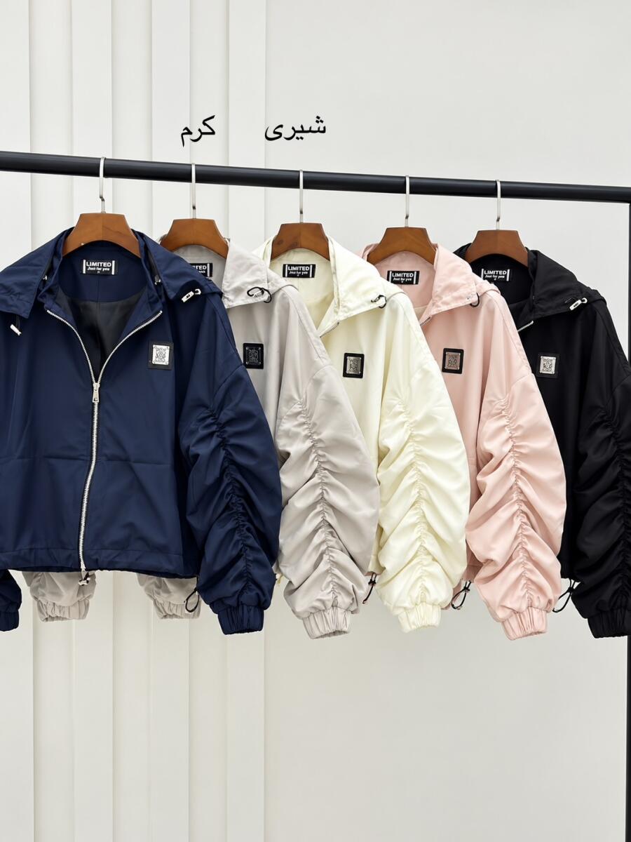 بامبر بارانی کلاه دار اکسوری طرح bd99-5 loewe