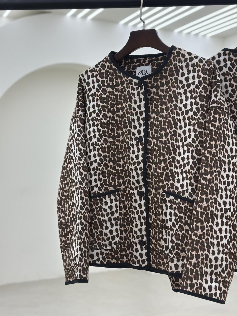 بامبر سوییت طرح پلنگی دکمه دار آستردار pd675-12