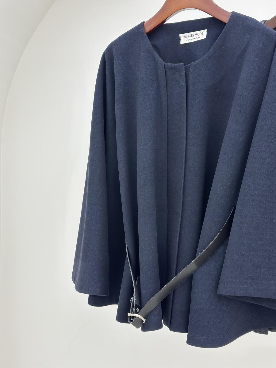 پالتو موهر شنلی طرح جناغی به همراه کمربند pd698-8