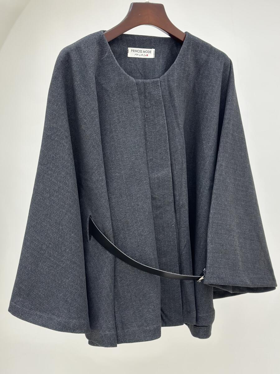 پالتو موهر شنلی طرح جناغی به همراه کمربند pd698-8