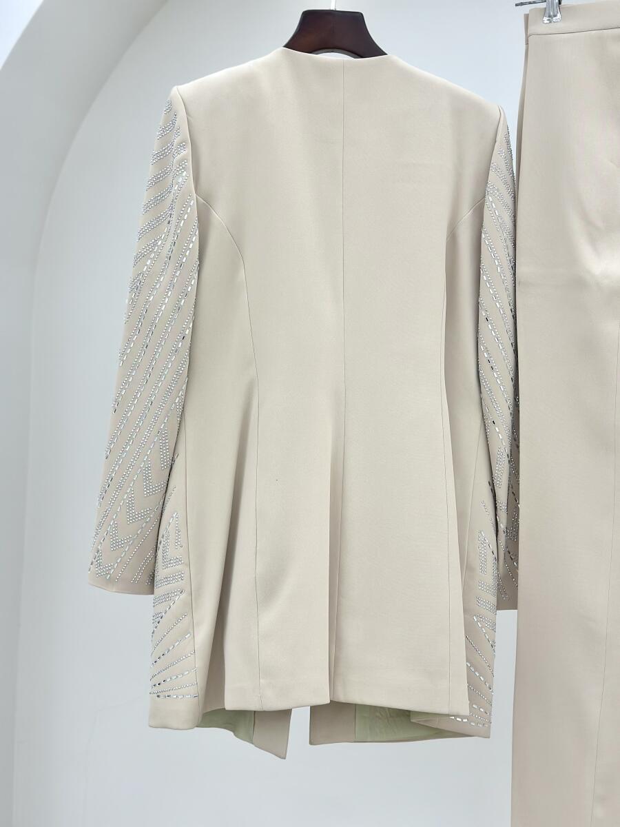 ست 2تیکه کت کرپ آستردار نگین دوزی شده و شلوار bd12-14