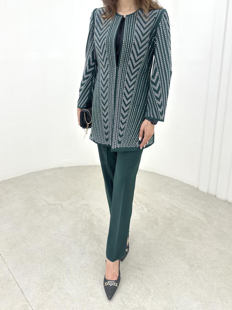 ست 2تیکه کت کرپ آستردار نگین دوزی شده و شلوار bd12-14