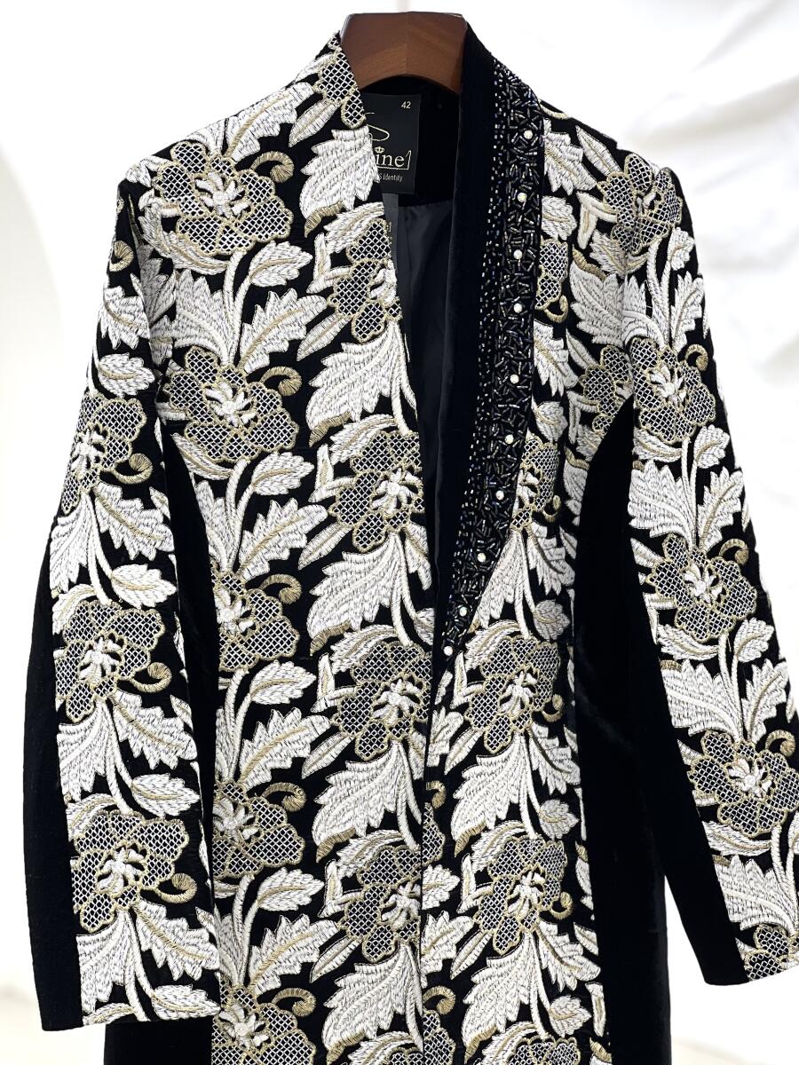 مانتو مخمل مجلسی بهاره گلدوزی و سنگدوزی شده آستردار bd19-9