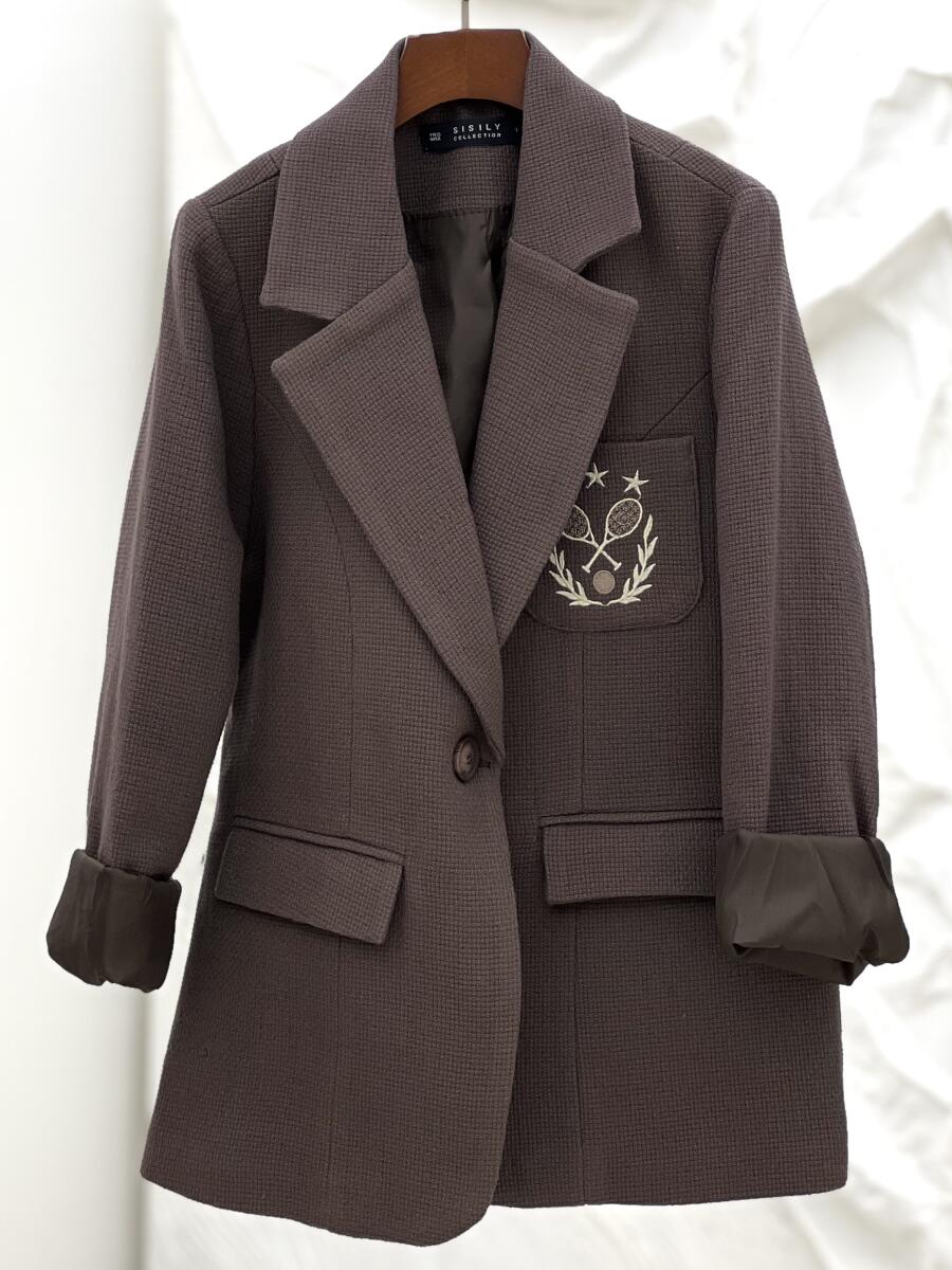 کت بهاره تک دکمه گلدوزی شده طرح تنیسی آستردار bd23-9